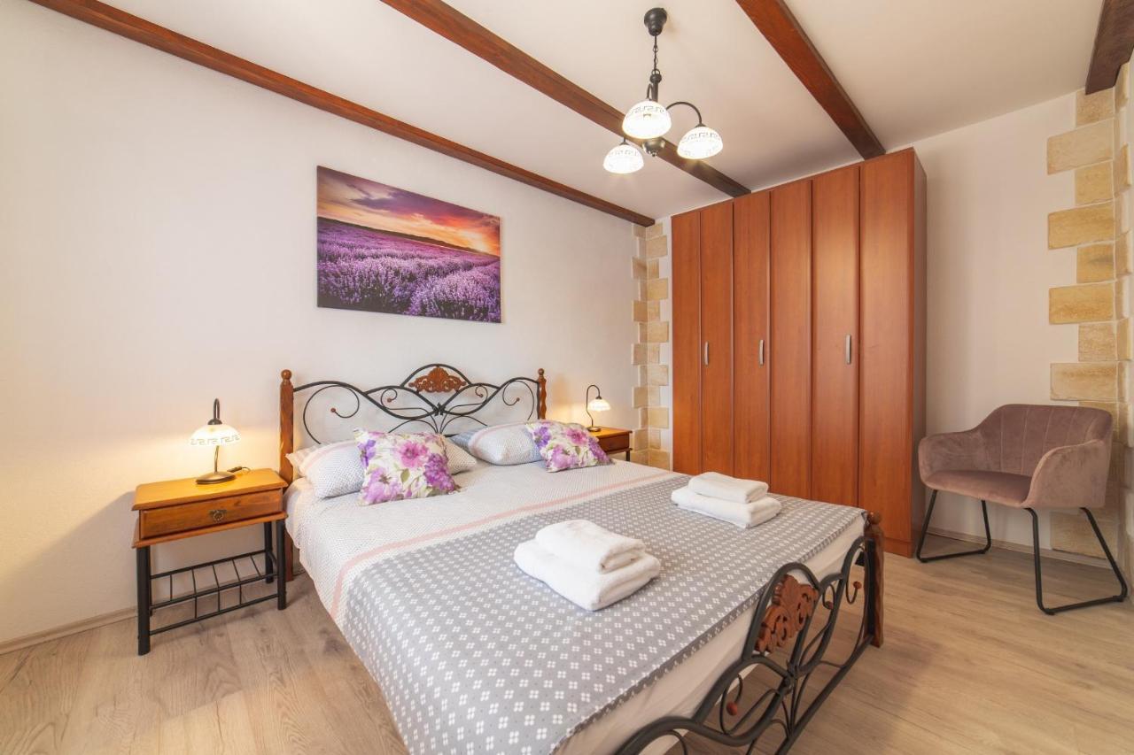 Holiday Home Sego With Private Pool Veliki Brocanac Buitenkant foto