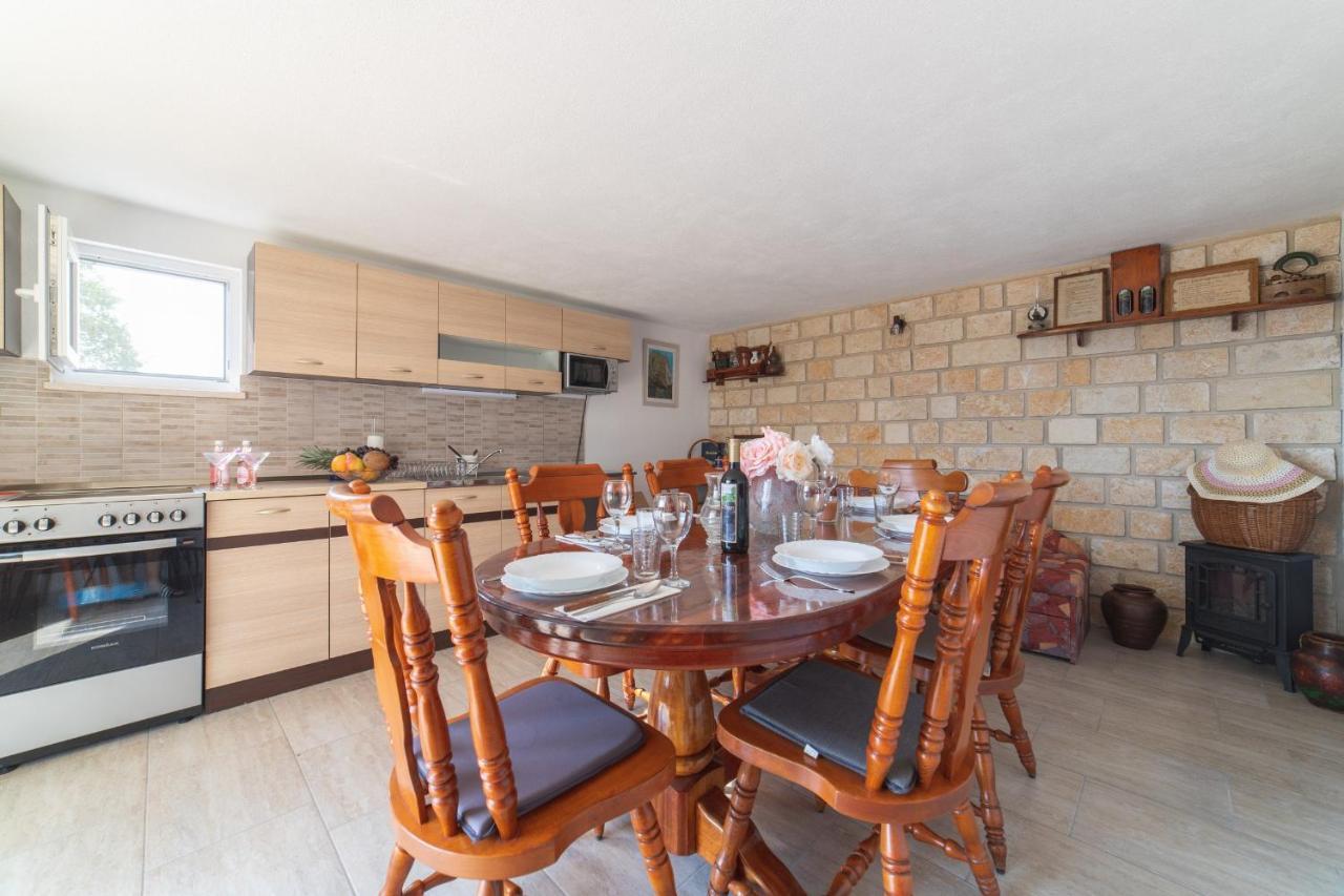 Holiday Home Sego With Private Pool Veliki Brocanac Buitenkant foto