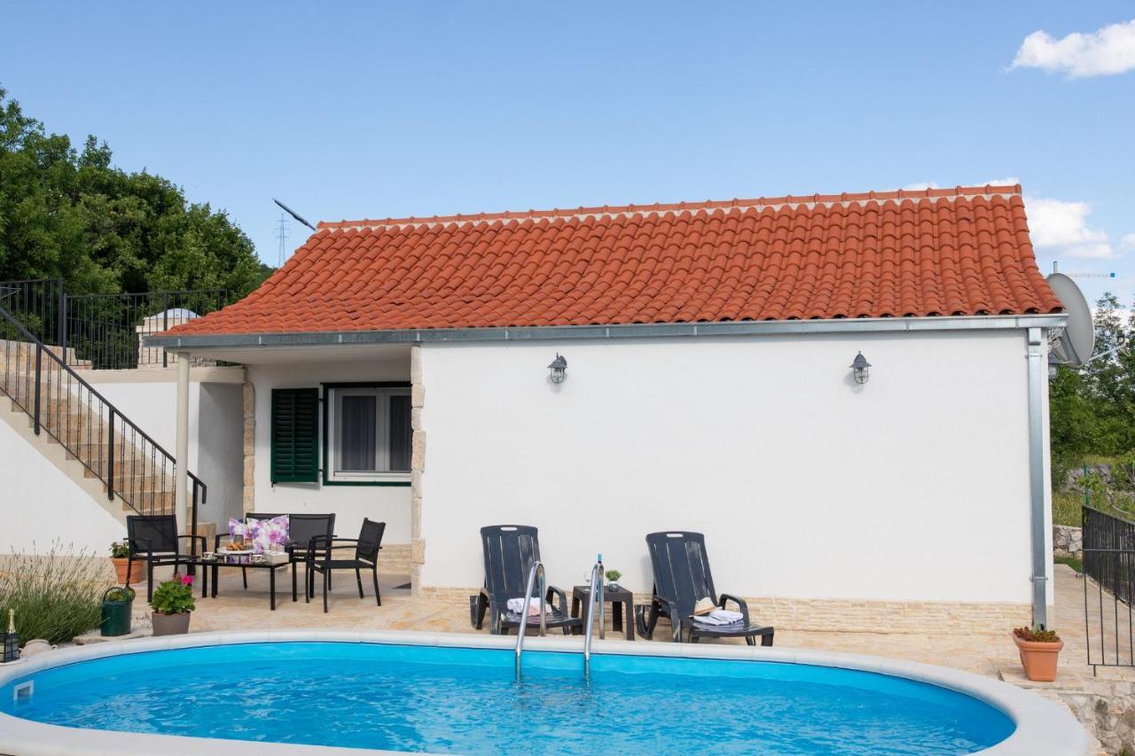 Holiday Home Sego With Private Pool Veliki Brocanac Buitenkant foto