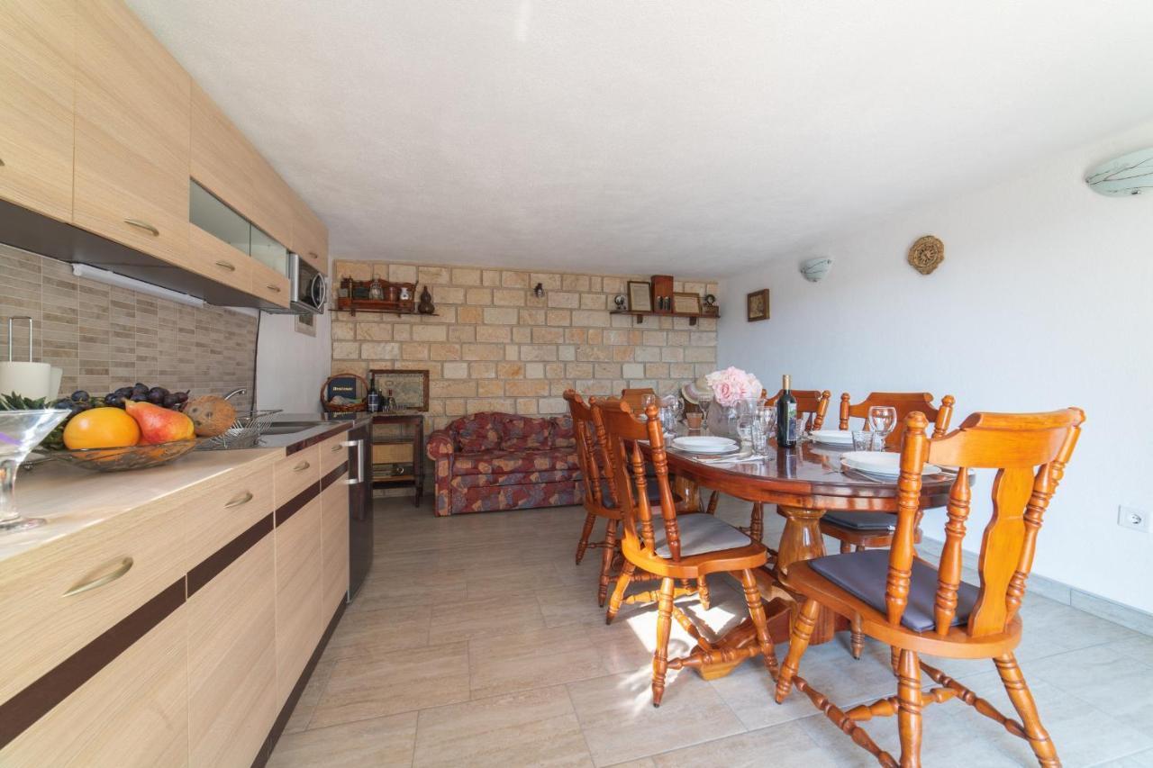 Holiday Home Sego With Private Pool Veliki Brocanac Kamer foto