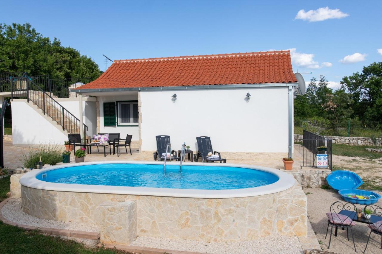 Holiday Home Sego With Private Pool Veliki Brocanac Buitenkant foto